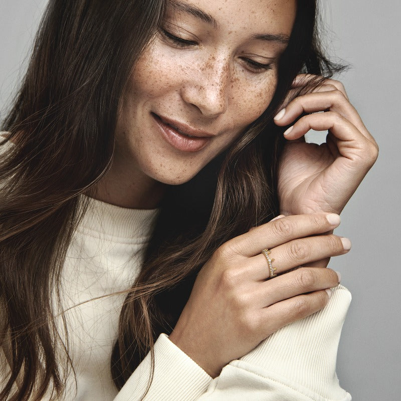 Clear Sparkling Crown Ring