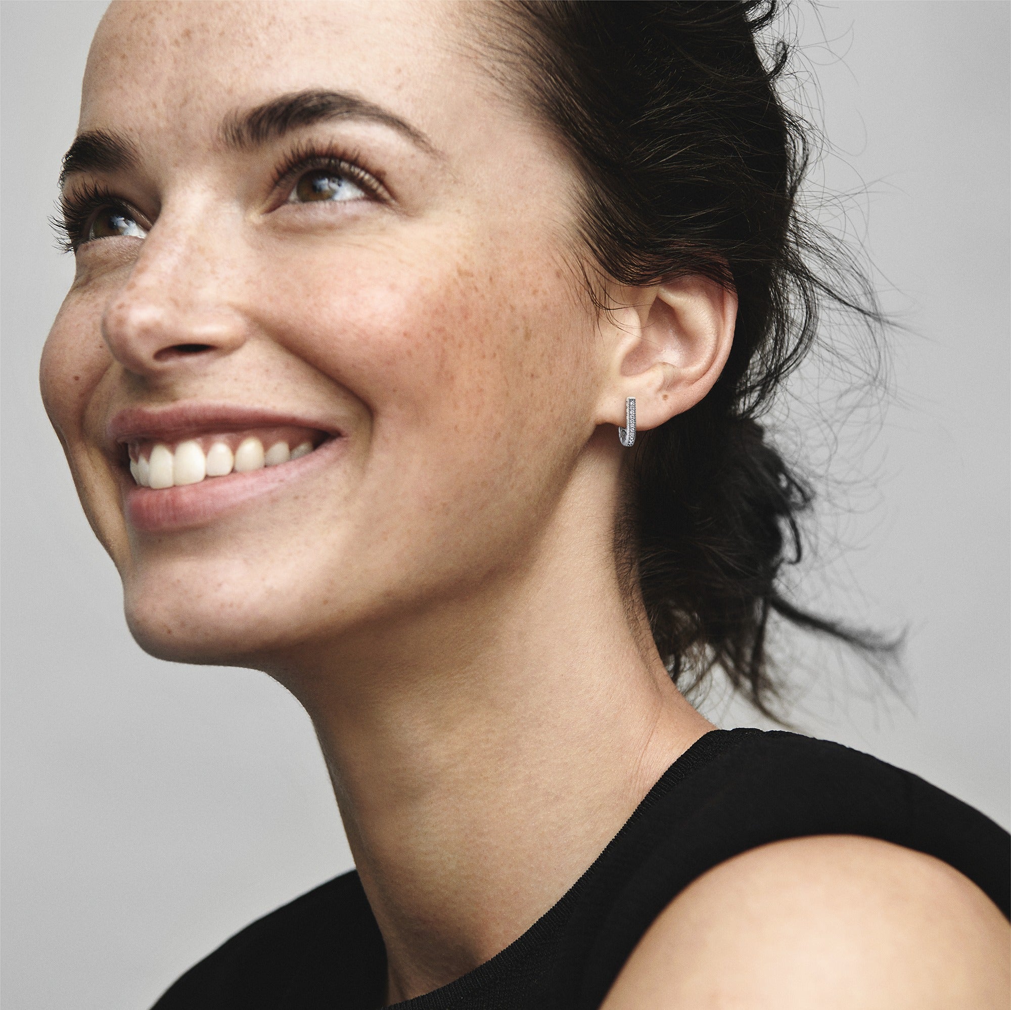 U-shaped Hoop Earrings